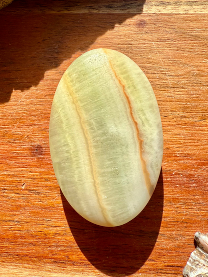 PISTACHIO CALCITE PALM STONE (MATTE POLISH)