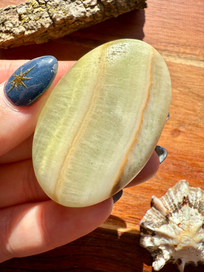 PISTACHIO CALCITE PALM STONE (MATTE POLISH)