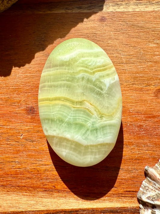 PISTACHIO CALCITE PALM STONE (MATTE POLISH)