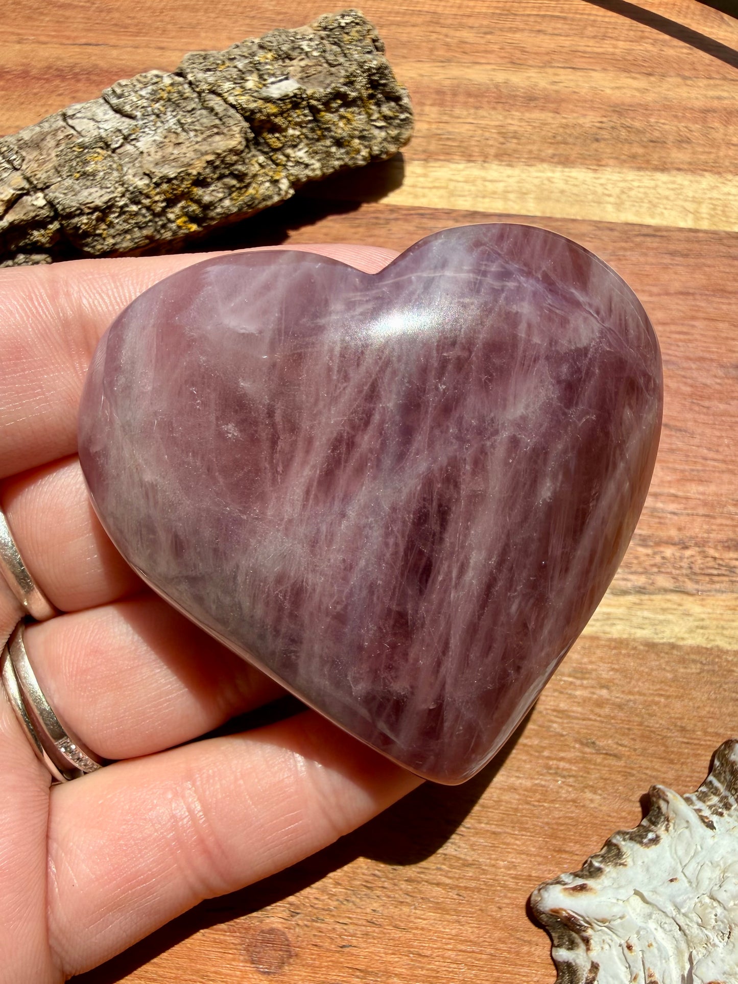PURPLE ROSE QUARTZ HEART