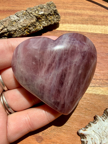 PURPLE ROSE QUARTZ HEART