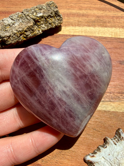 PURPLE ROSE QUARTZ HEART