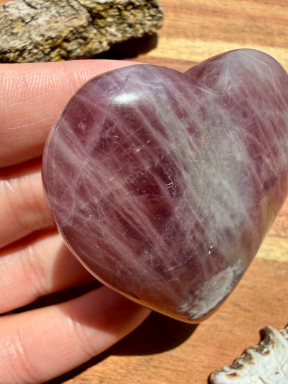 PURPLE ROSE QUARTZ HEART