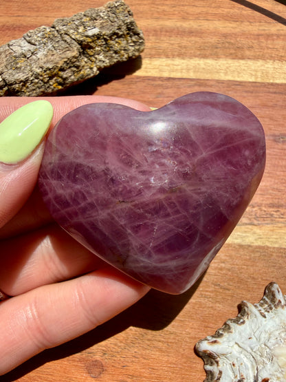PURPLE ROSE QUARTZ HEART