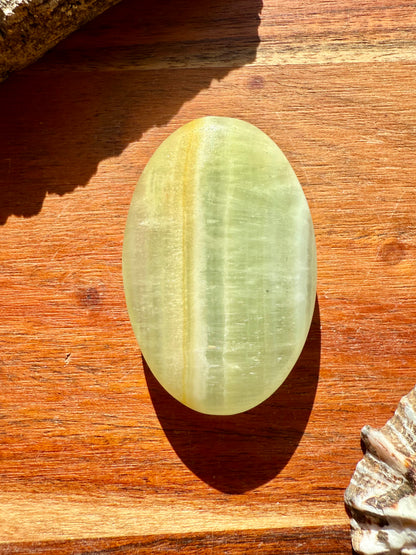 PISTACHIO CALCITE PALM STONE (MATTE POLISH)