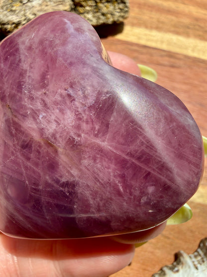 PURPLE ROSE QUARTZ HEART