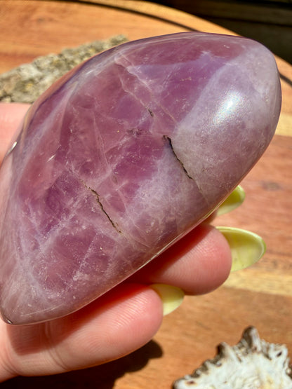 PURPLE ROSE QUARTZ HEART
