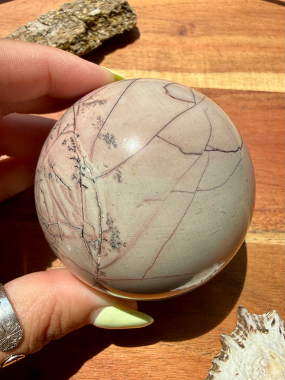 PICTURE JASPER SPHERE