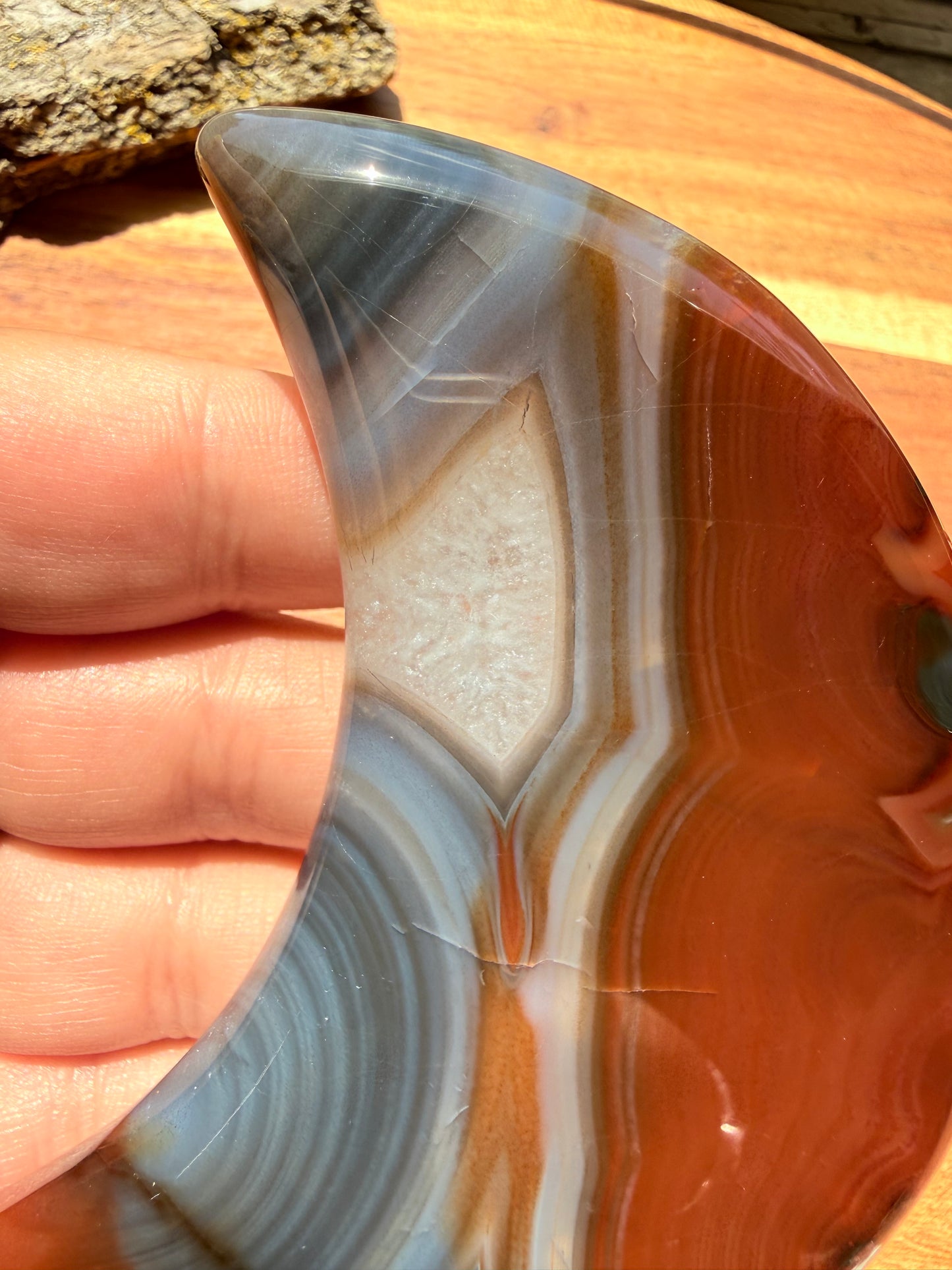 BANDED CARNELIAN + BLUE AGATE MOON WITH STAND