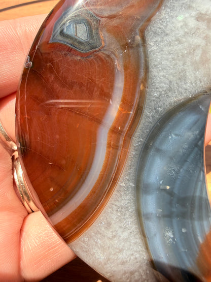 BANDED CARNELIAN + BLUE AGATE MOON WITH STAND