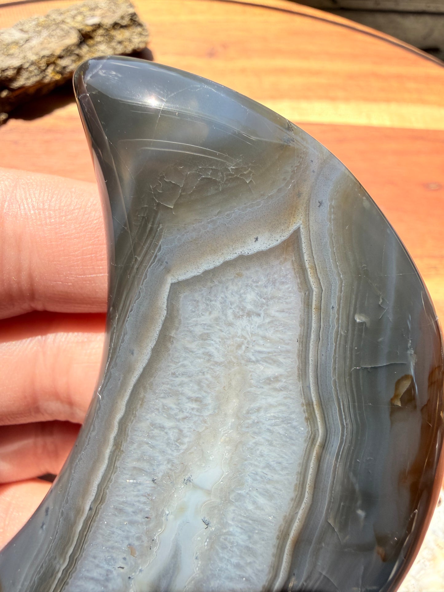 BANDED CARNELIAN + BLUE AGATE MOON WITH STAND