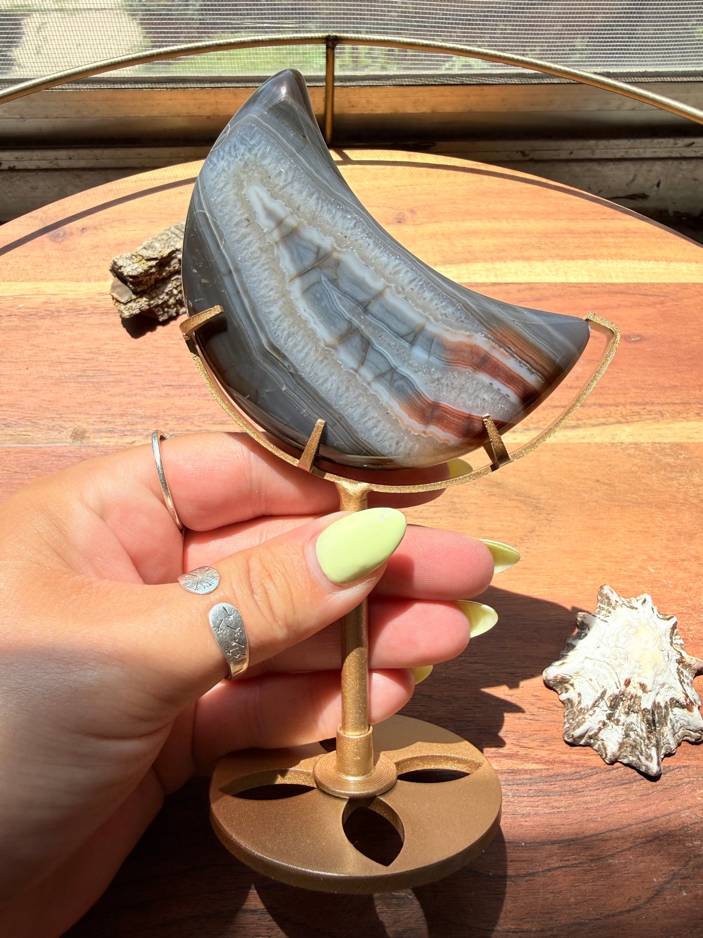BANDED CARNELIAN + BLUE AGATE MOON WITH STAND