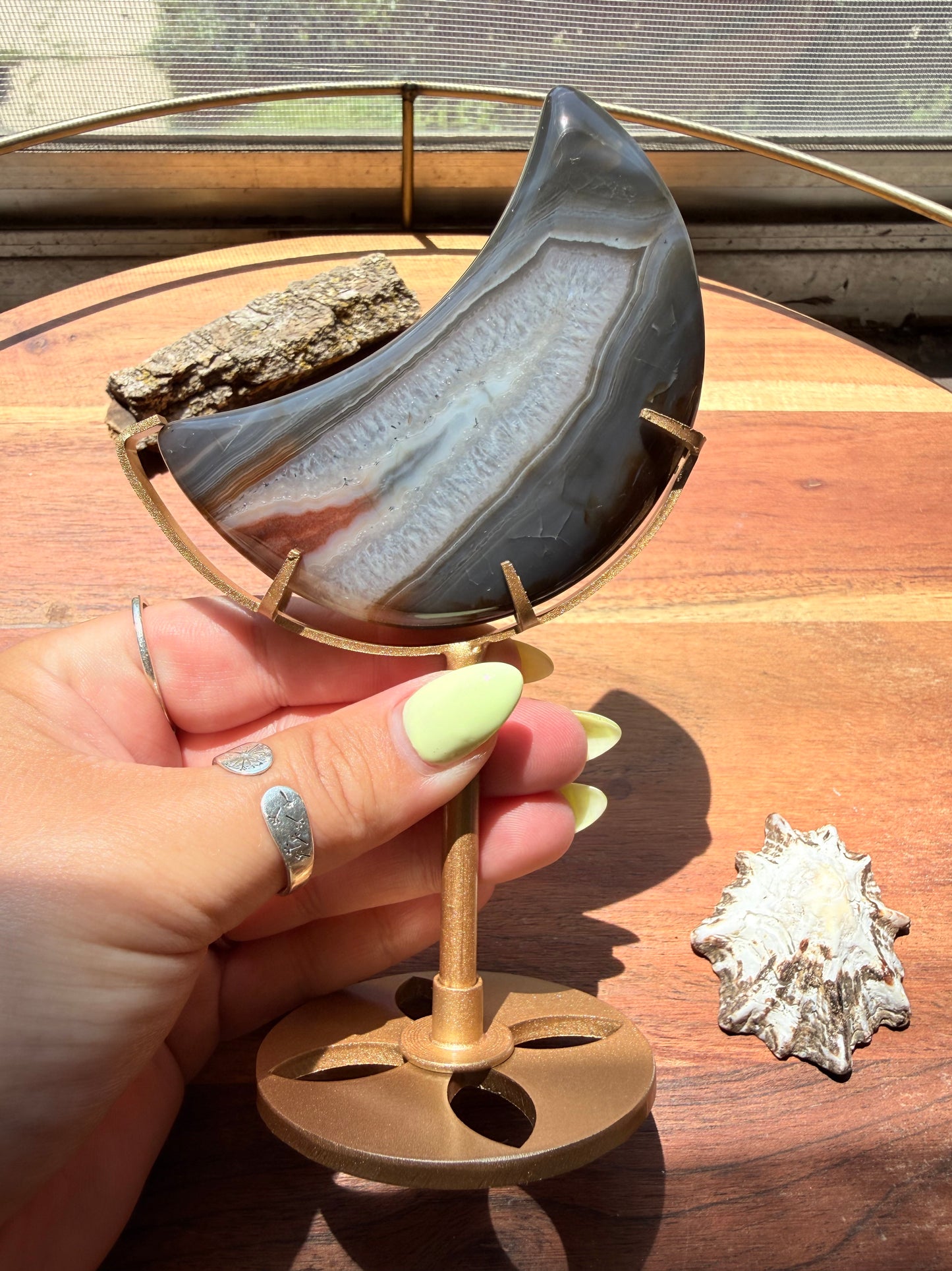 BANDED CARNELIAN + BLUE AGATE MOON WITH STAND