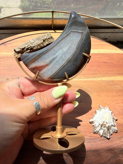 BANDED CARNELIAN + BLUE AGATE MOON WITH STAND