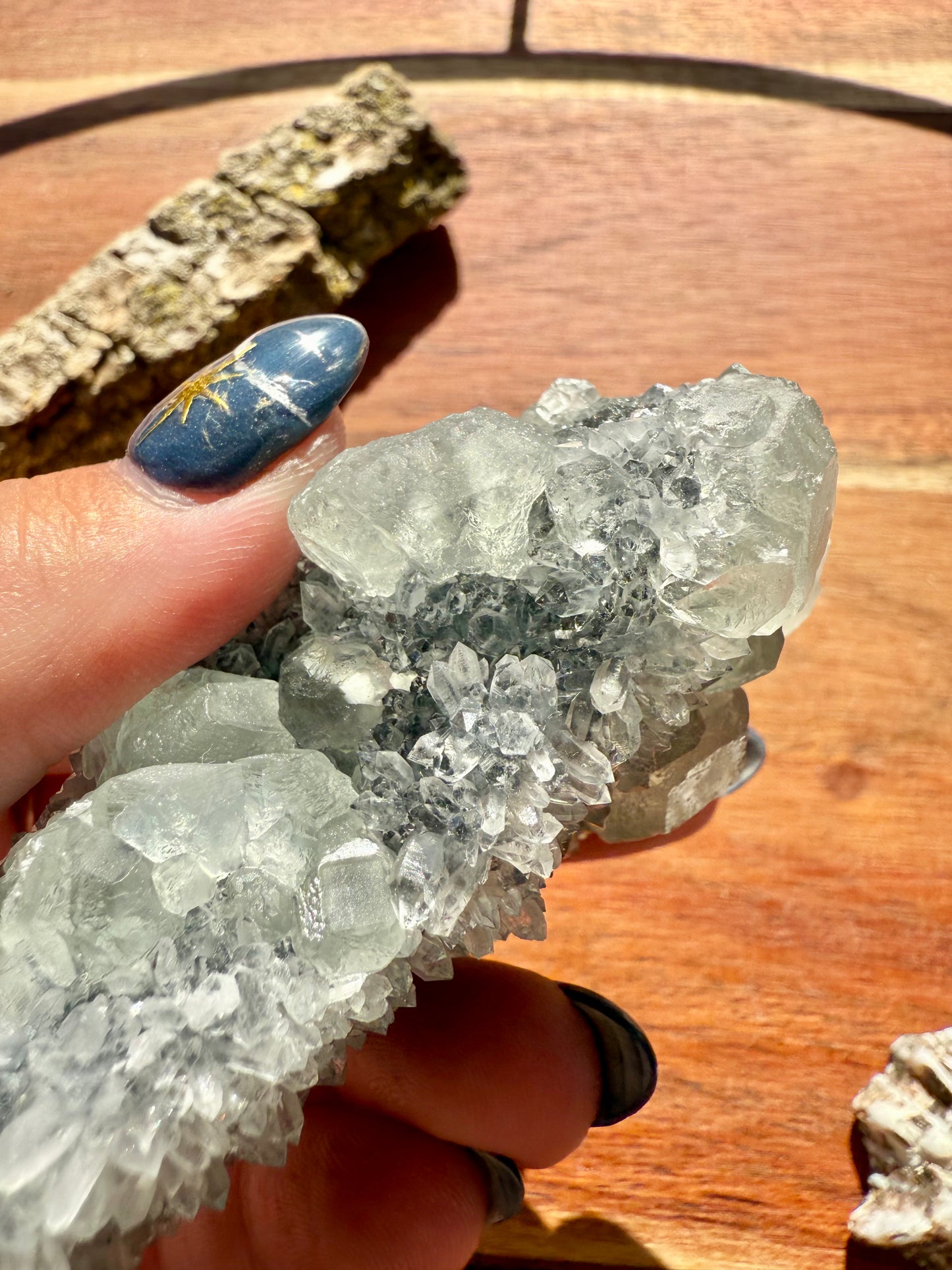 FLUORITE WITH BENZ CALCITE