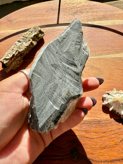 FLUORITE WITH BENZ CALCITE