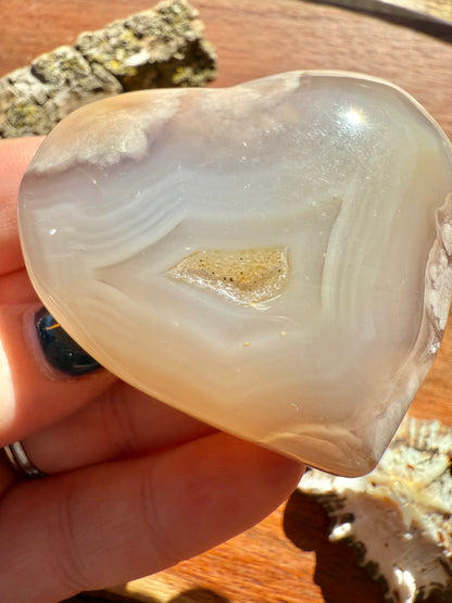 FLOWER AGATE HEART