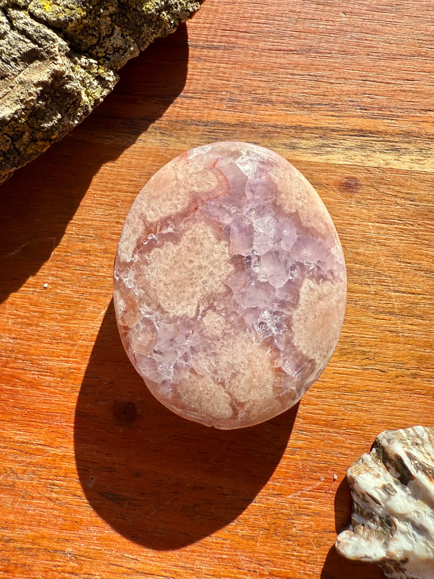 AMETHYST + FLOWER AGATE PALM STONE