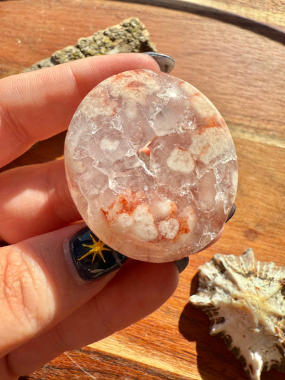 AMETHYST + FLOWER AGATE PALM STONE