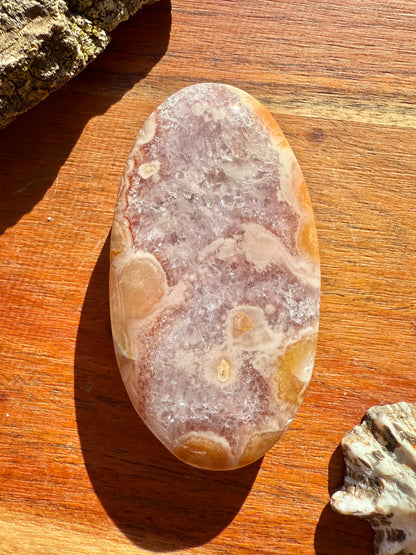 AMETHYST + FLOWER AGATE PALM STONE