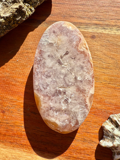 AMETHYST + FLOWER AGATE PALM STONE