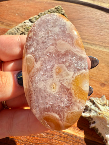 AMETHYST + FLOWER AGATE PALM STONE