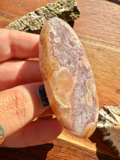 AMETHYST + FLOWER AGATE PALM STONE