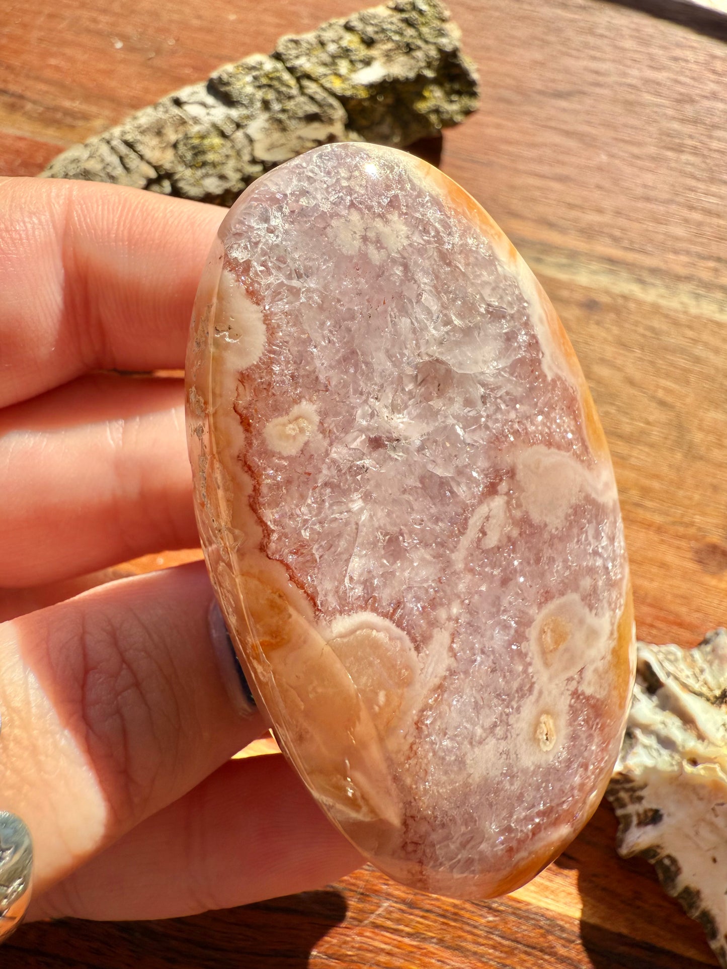 AMETHYST + FLOWER AGATE PALM STONE