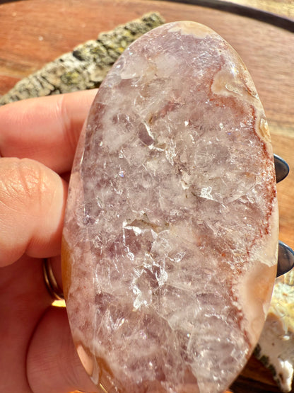 AMETHYST + FLOWER AGATE PALM STONE