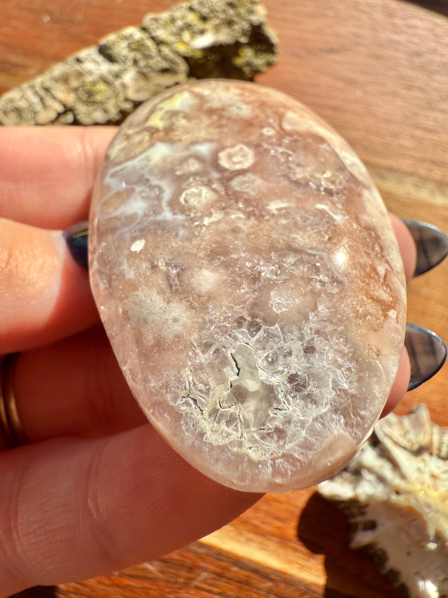 AMETHYST + FLOWER AGATE PALM STONE