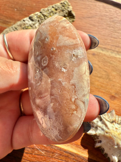 AMETHYST + FLOWER AGATE PALM STONE