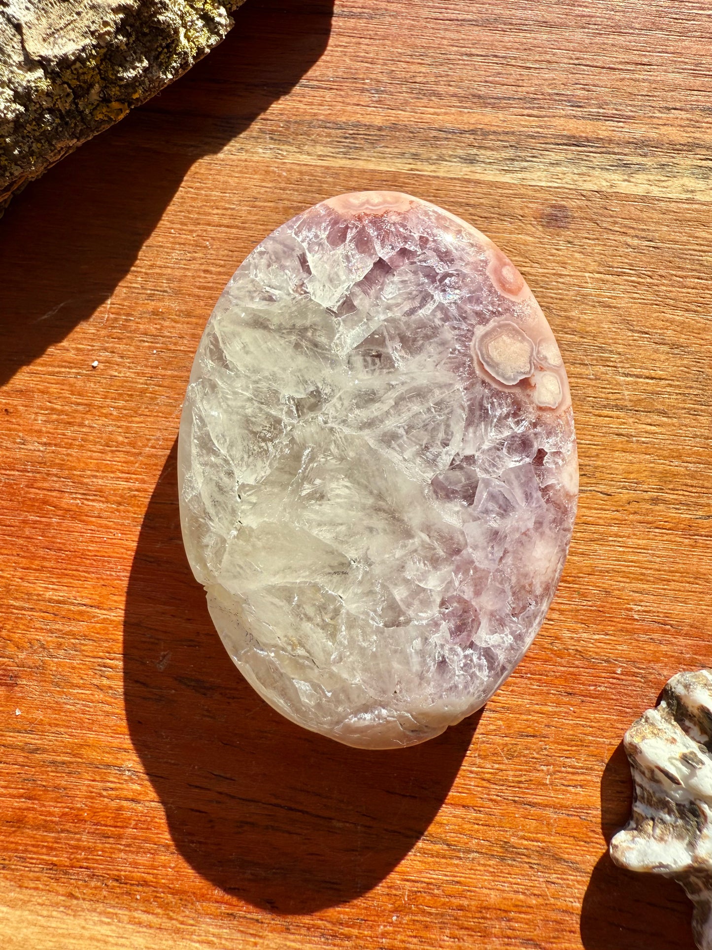 AMETHYST + FLOWER AGATE PALM STONE