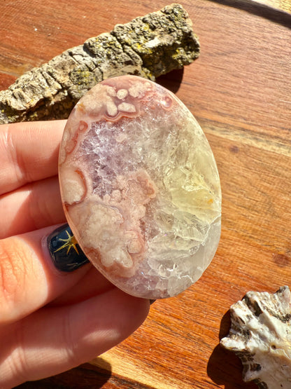 AMETHYST + FLOWER AGATE PALM STONE