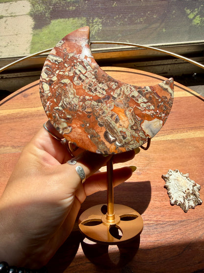 MONEY AGATE MOON WITH STAND