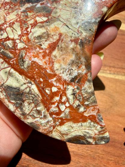 MONEY AGATE MOON WITH STAND