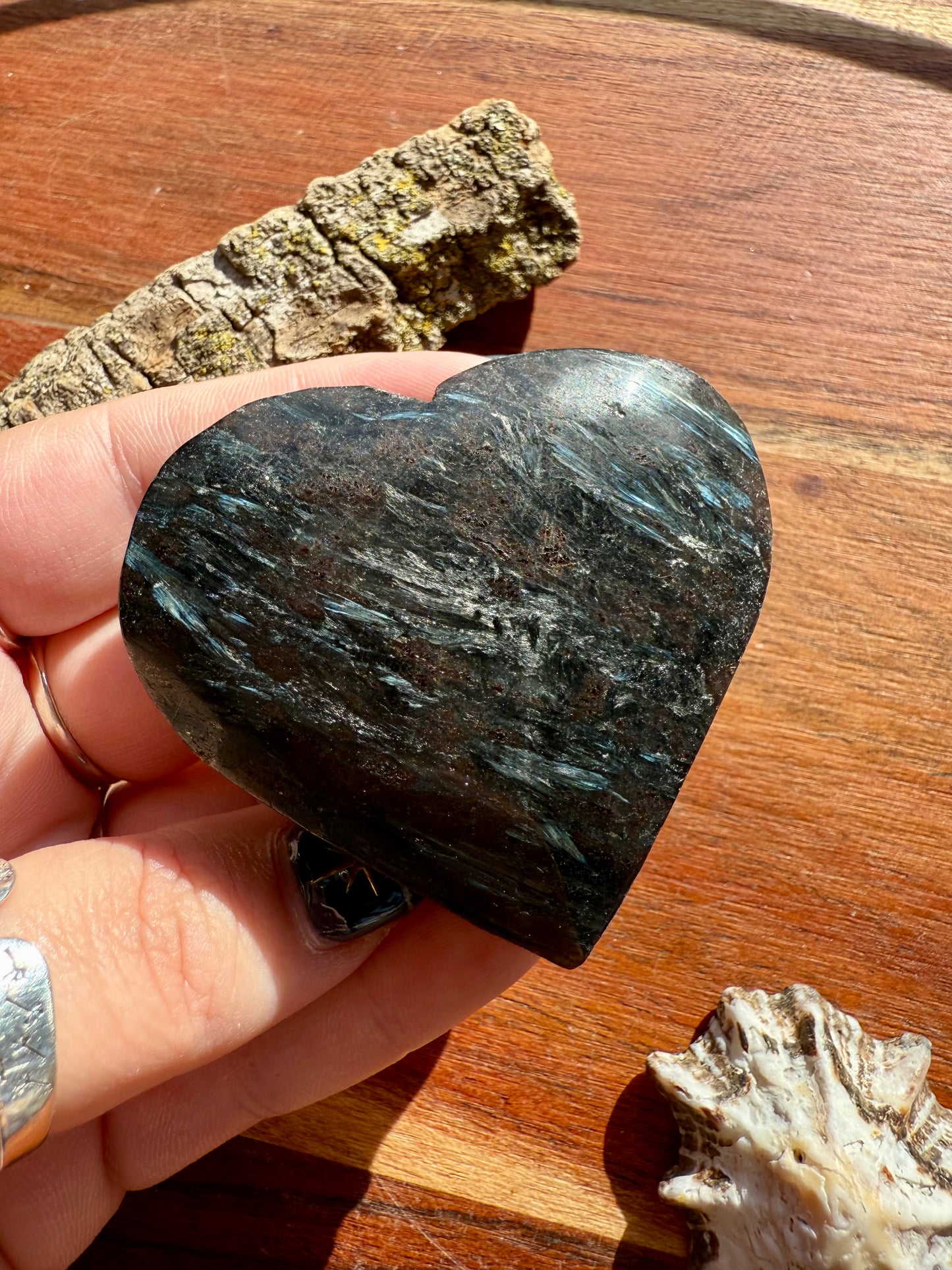 FIREWORK GARNET HEART