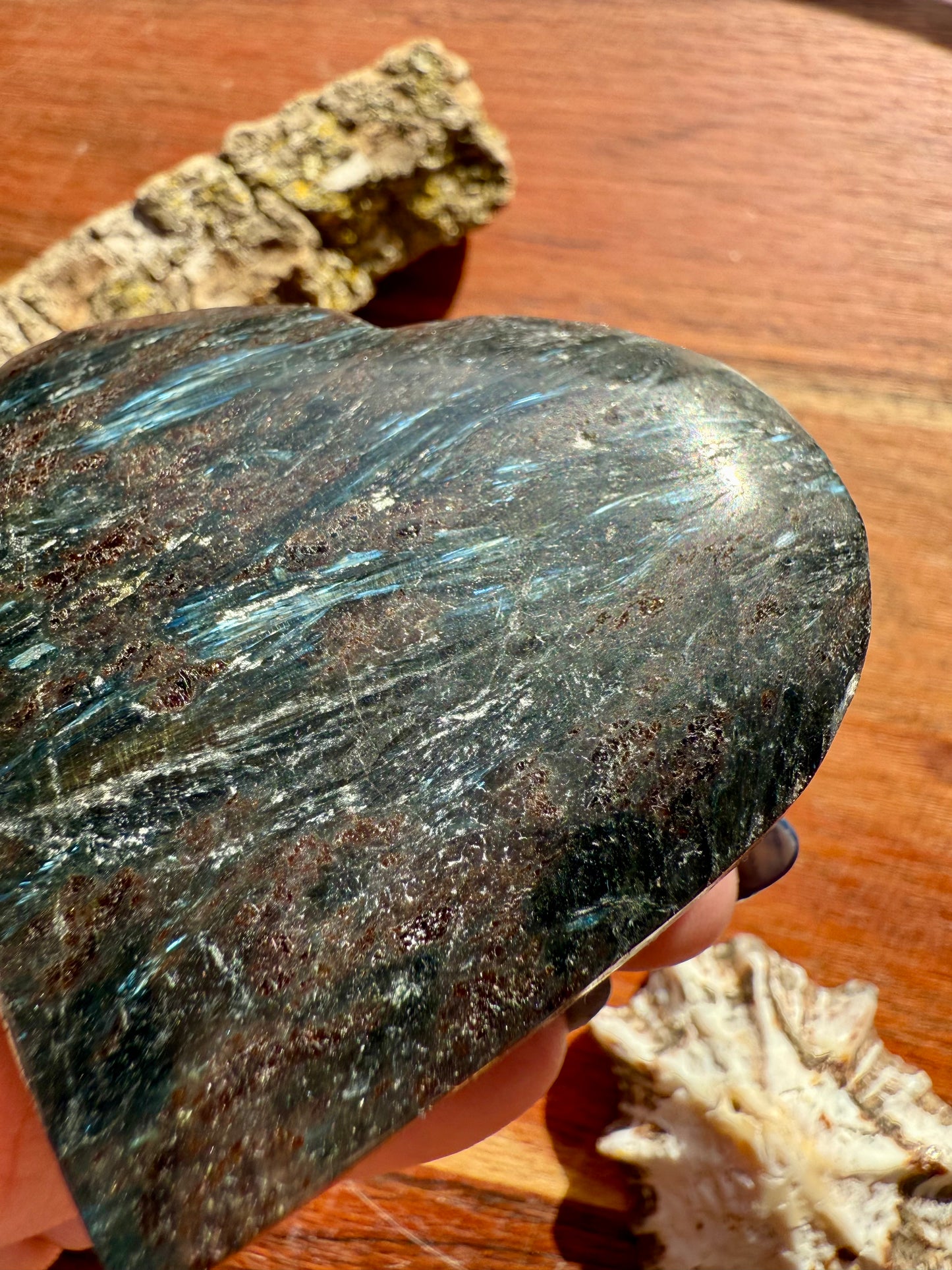 FIREWORK GARNET HEART