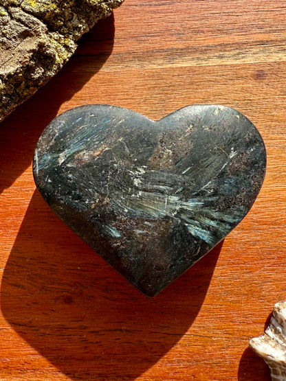 FIREWORK GARNET HEART