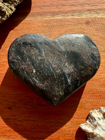 FIREWORK GARNET HEART