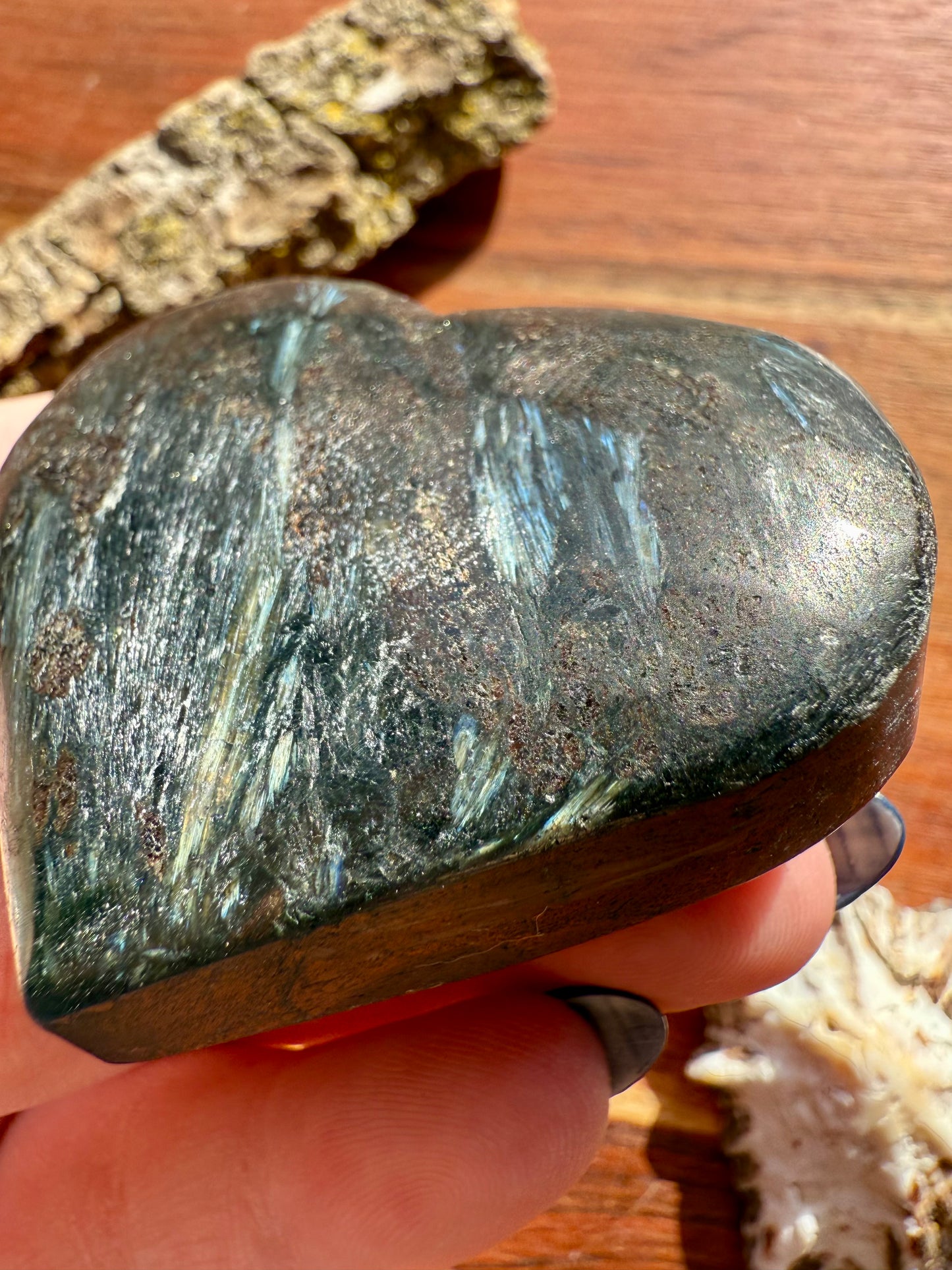 FIREWORK GARNET HEART