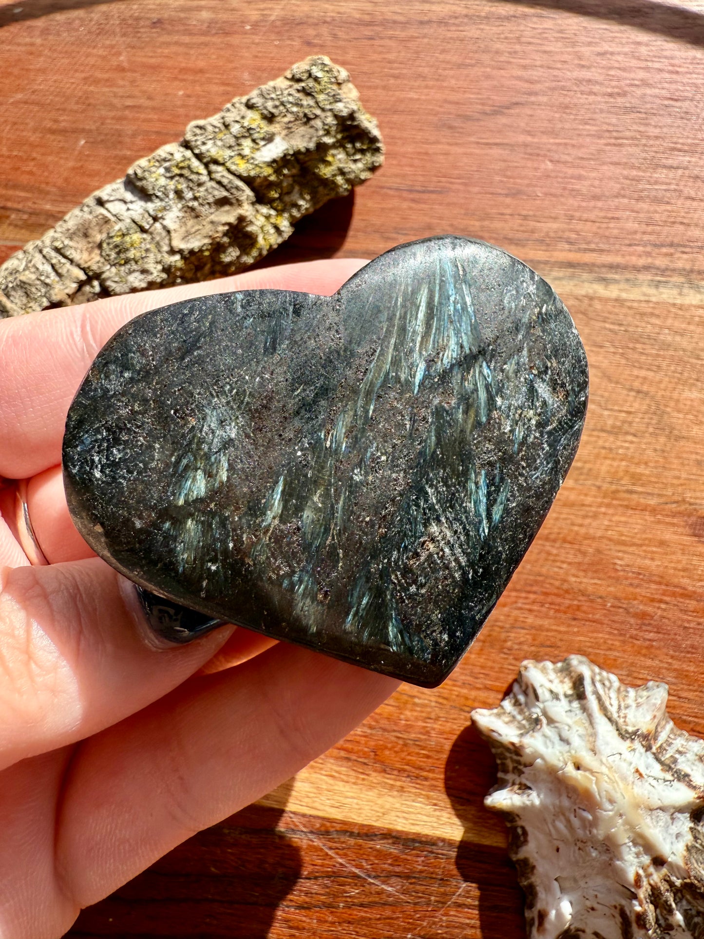 FIREWORK GARNET HEART