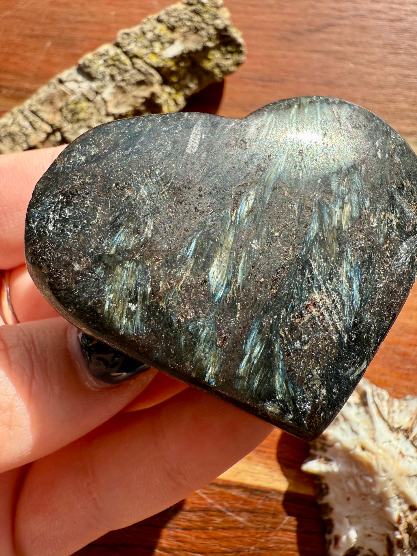 FIREWORK GARNET HEART