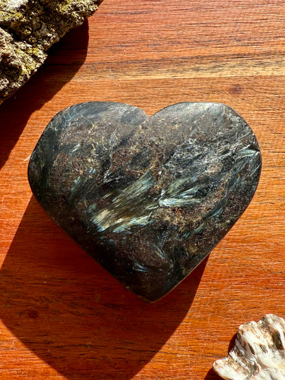 FIREWORK GARNET HEART