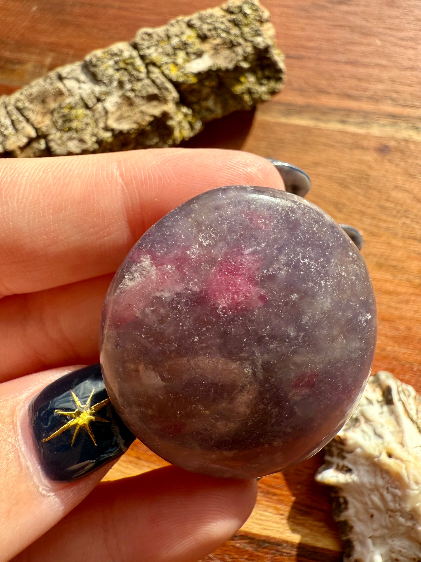 UNICORN STONE SMALL PALM STONE