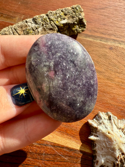 UNICORN STONE PALM STONE