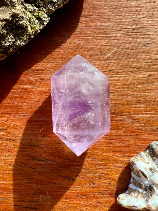 SMALL AMETHYST DT POINT