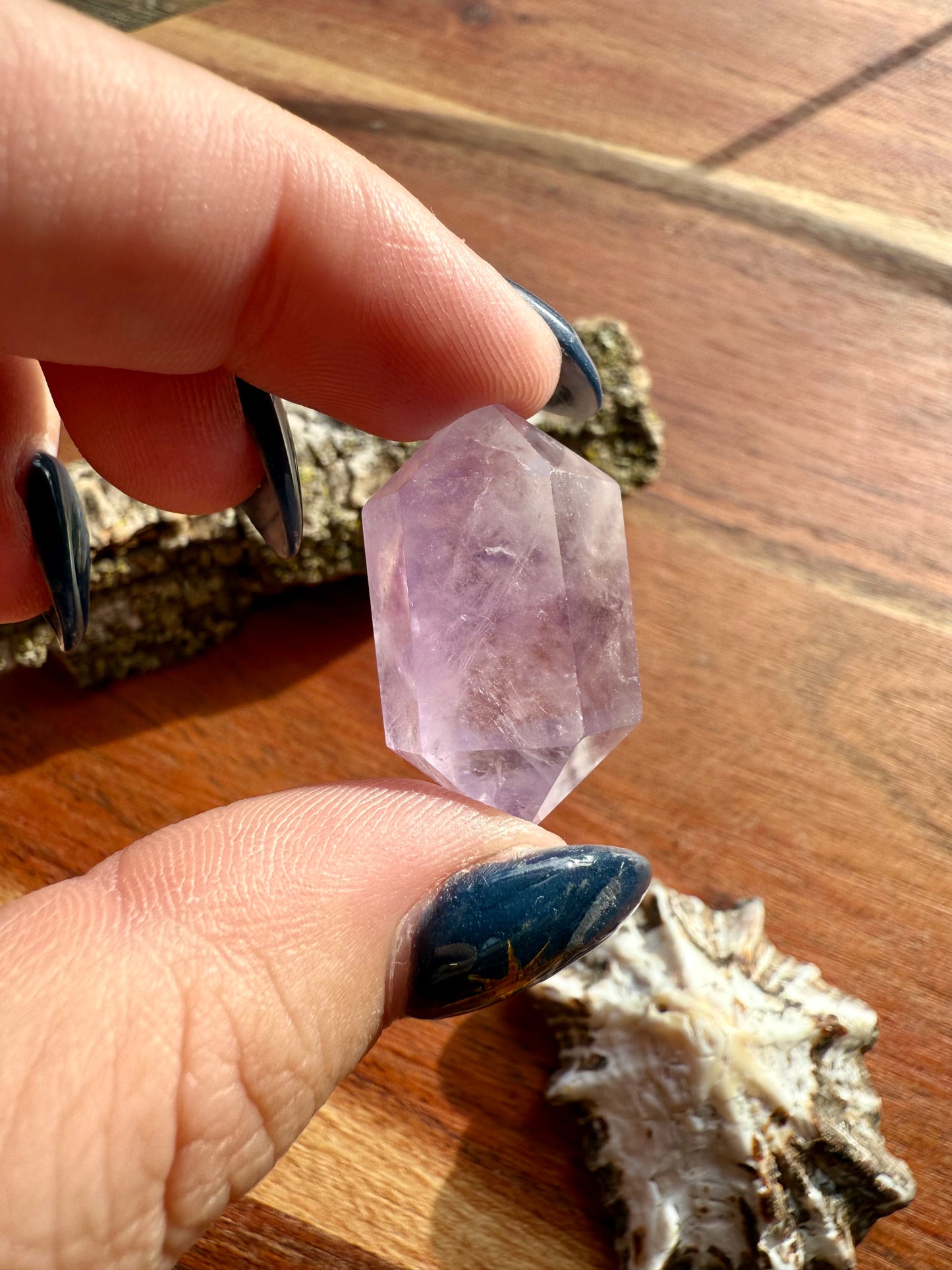 SMALL AMETHYST DT POINT