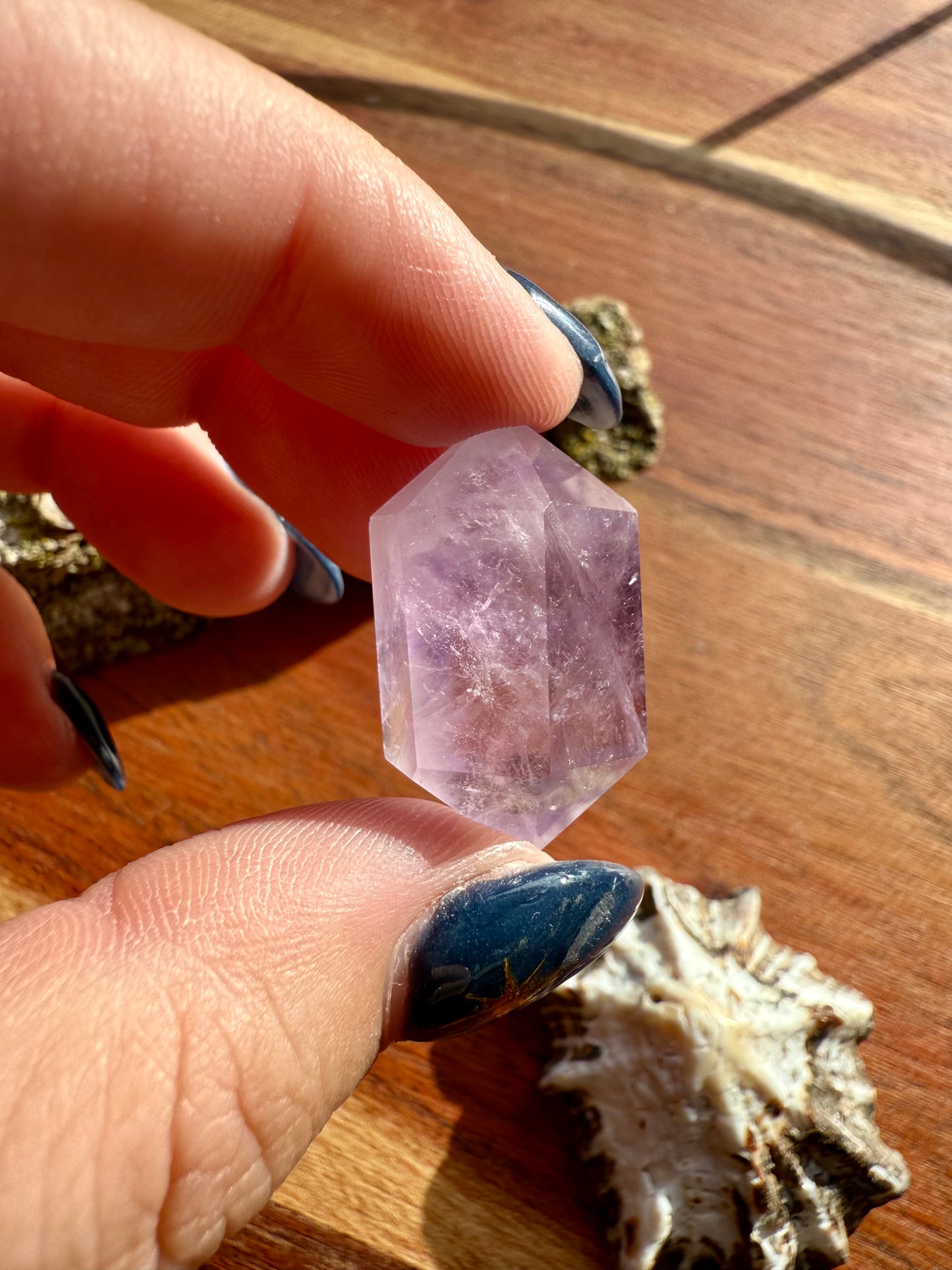SMALL AMETHYST DT POINT