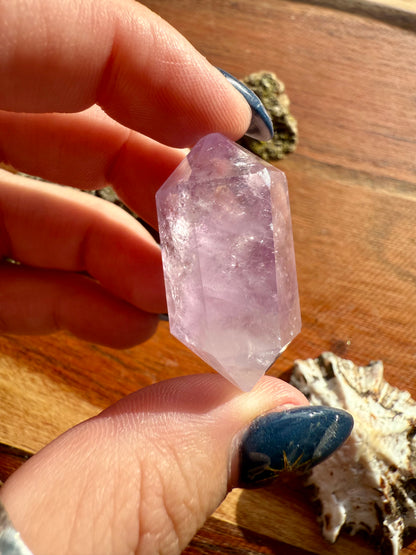 SMALL AMETHYST DT POINT