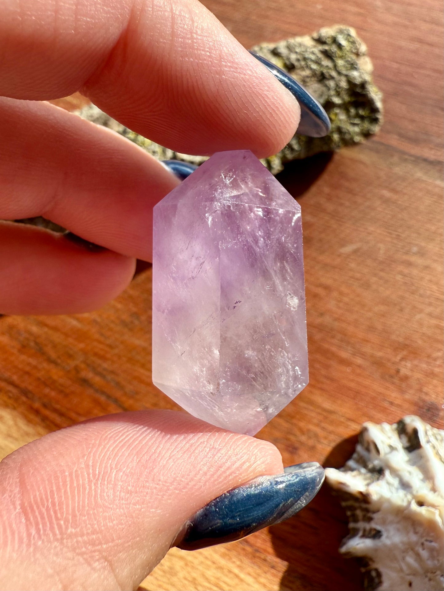 SMALL AMETHYST DT POINT